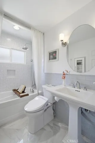 831 S Hampstead, Anaheim, California 92802