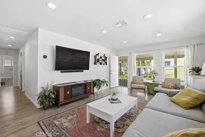 831 S Hampstead, Anaheim, California 92802