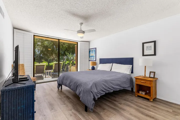 1N4A4578