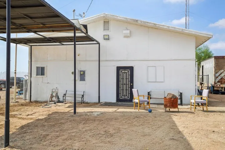 4-web-or-mls-Riviera Cir-S1210-002