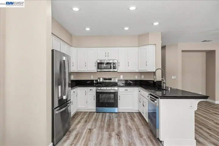 2449 Almanor Drive, Tracy, California 95304