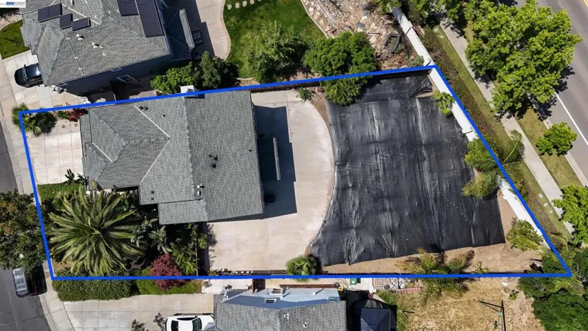 2449 Almanor Drive, Tracy, California 95304