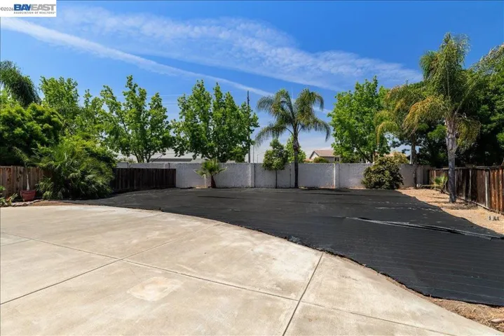2449 Almanor Drive, Tracy, California 95304