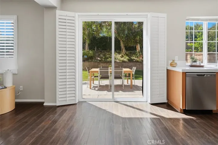 27866 Alta Vista, Valencia, California 91355