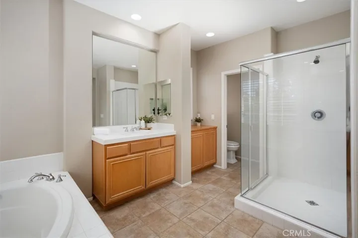 27866 Alta Vista, Valencia, California 91355