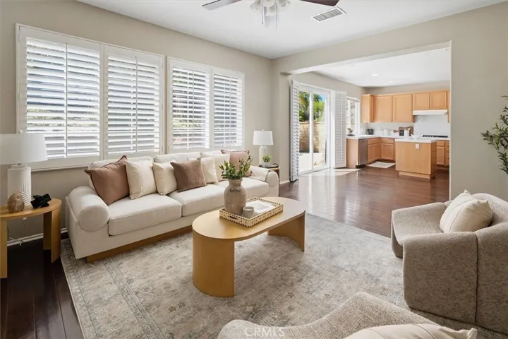 27866 Alta Vista, Valencia, California 91355