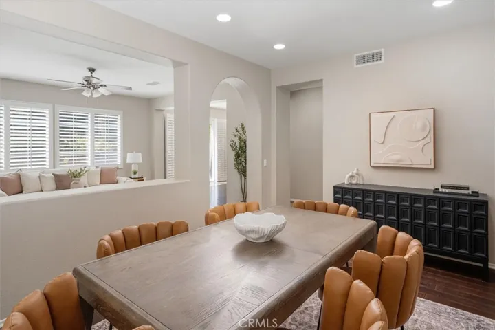 27866 Alta Vista, Valencia, California 91355