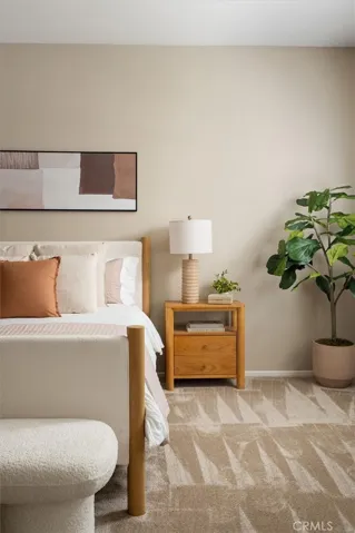 27866 Alta Vista, Valencia, California 91355