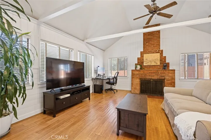 3427 Encinal Street, La Crescenta, California 91214