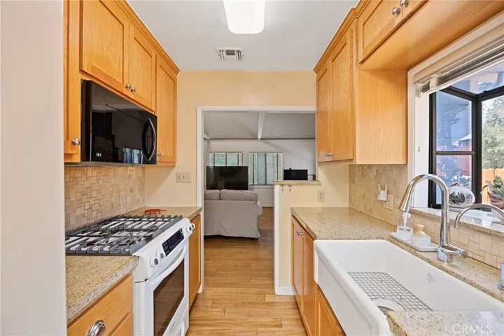 3427 Encinal Street, La Crescenta, California 91214