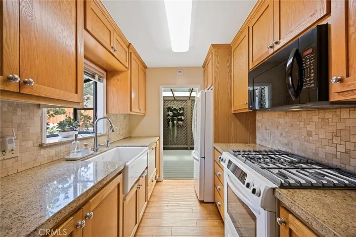 3427 Encinal Street, La Crescenta, California 91214