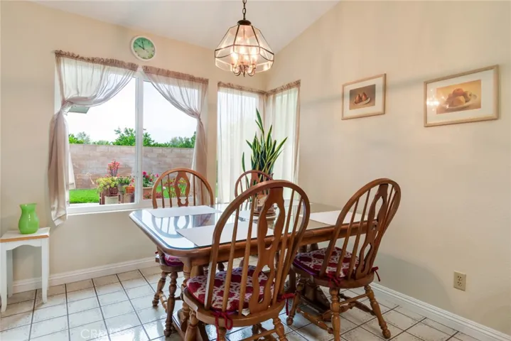 29 Hubbard Court, Redlands, California 92374