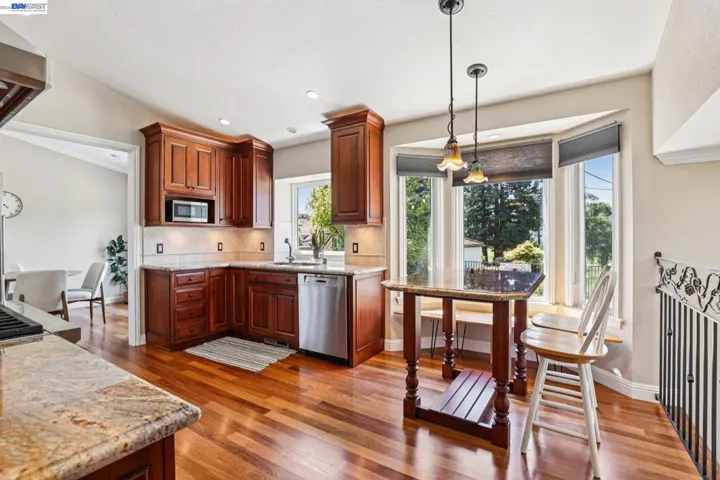 1095 Canyon Hills Rd, San Ramon, California 94582