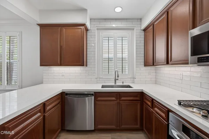 3258 kitchen 2