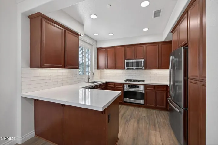 3258 kitchen 1