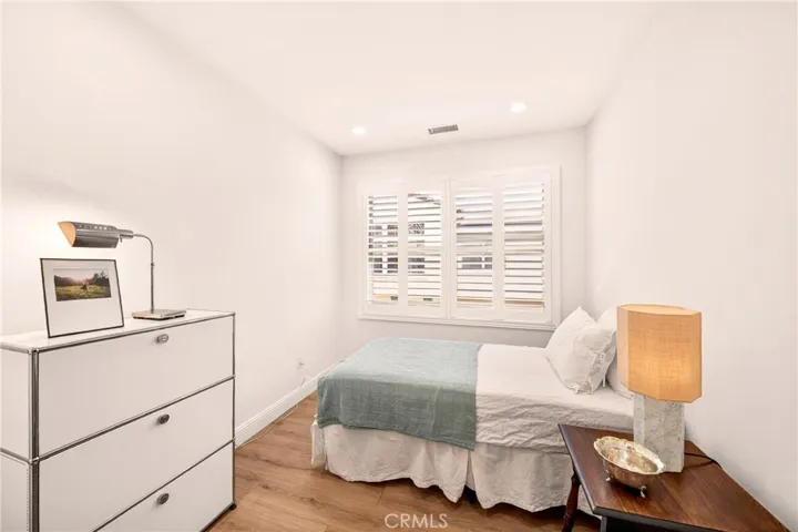240 Mayfair, Irvine, California 92620