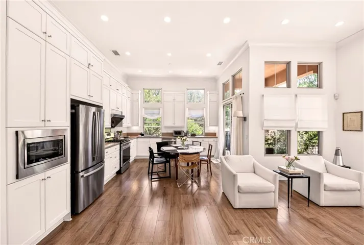 240 Mayfair, Irvine, California 92620