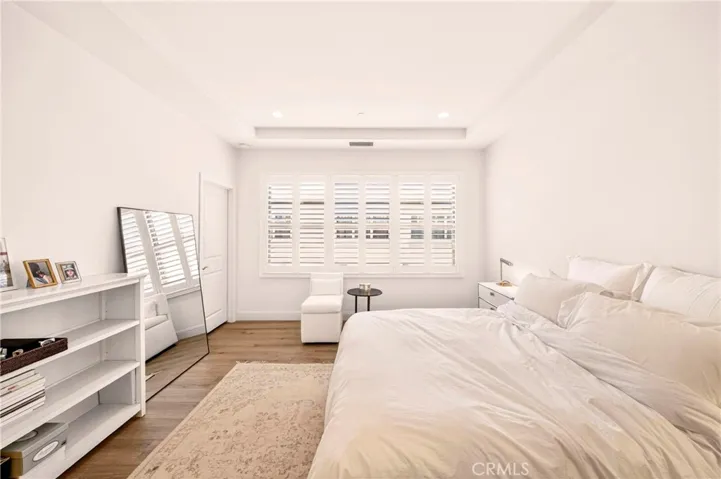 240 Mayfair, Irvine, California 92620
