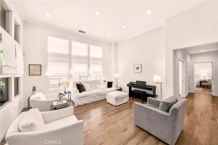 240 Mayfair, Irvine, California 92620
