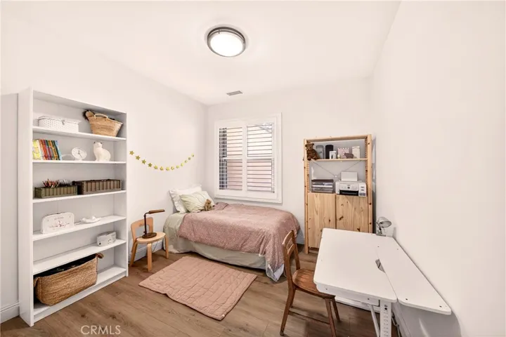 240 Mayfair, Irvine, California 92620