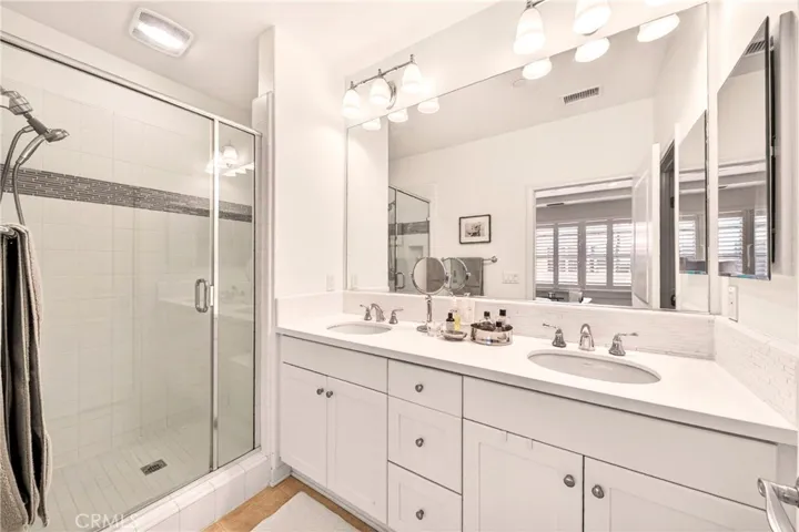 240 Mayfair, Irvine, California 92620