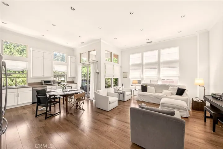 240 Mayfair, Irvine, California 92620