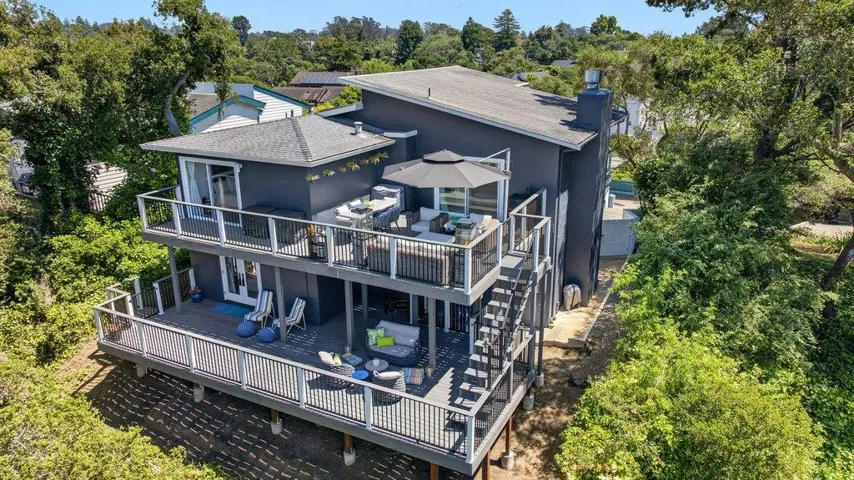 625 Vista Del Mar Drive, Aptos, California 95003