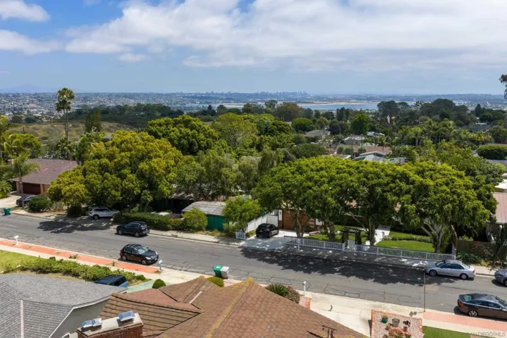 1726 Archer, San Diego, California 92109