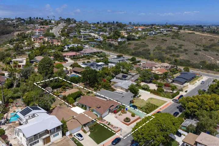 1726 Archer, San Diego, California 92109