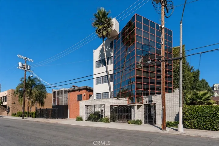 2140 Cotner Avenue, Los Angeles, California 90025 — photo 4