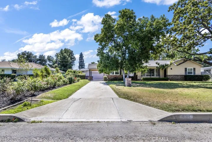 3016 Muscupiabe, San Bernardino, California 92405