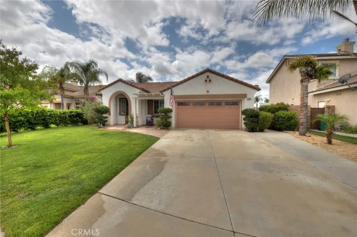 25859 Boulder Rock, Menifee, California 92585