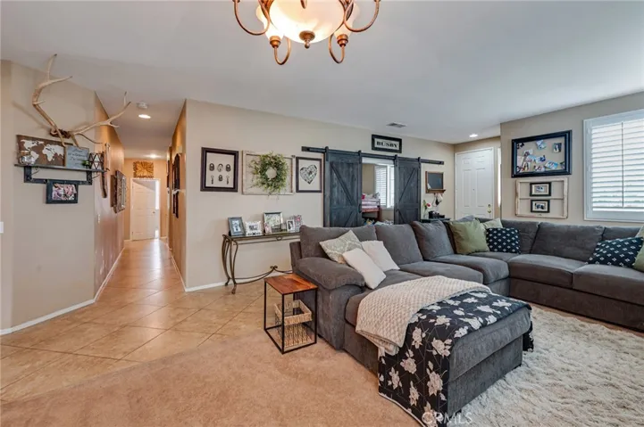 25859 Boulder Rock, Menifee, California 92585