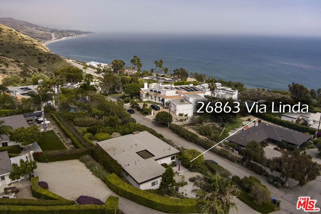 26863 Via Linda St