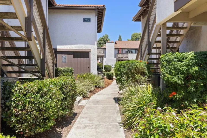 9872 Shirley Gardens Drive 4, Santee, California 92071