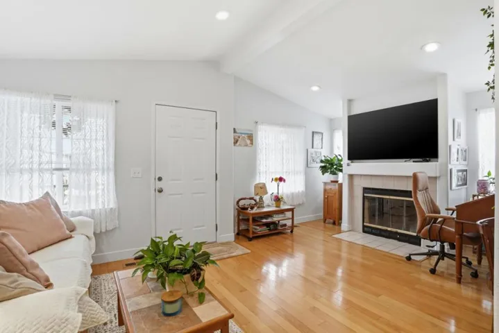 433 Sylvan, Mountain View, California 94041