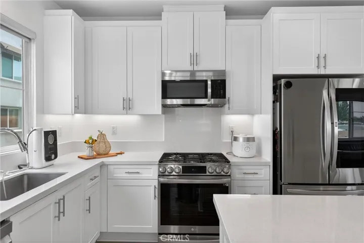 12903 Calabria, La Mirada, California 90638