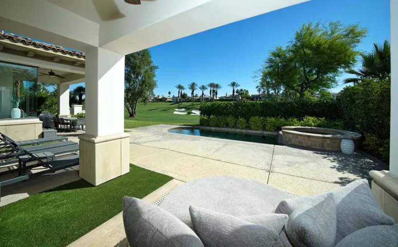 Outdoor Living​​‌​​​​‌​​‌‌​​‌​​​‌‌​​​‌​​‌‌​​‌‌​​‌‌​​​​ Area