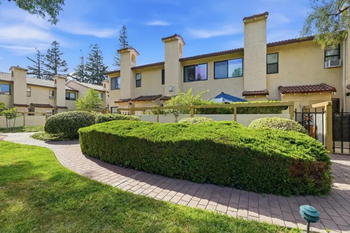 1636 Branham Lane B, San Jose, California 95118