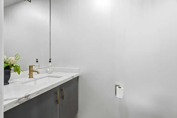 1636 Branham Lane B, San Jose, California 95118