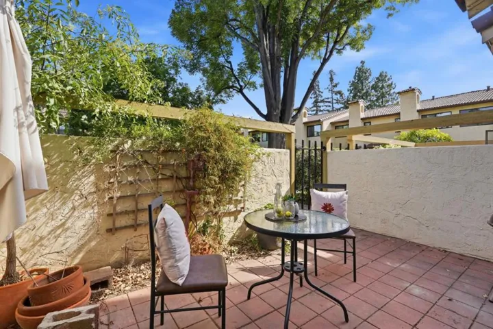 1636 Branham Lane B, San Jose, California 95118
