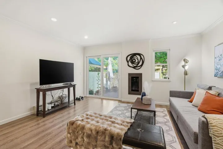 1636 Branham Lane B, San Jose, California 95118