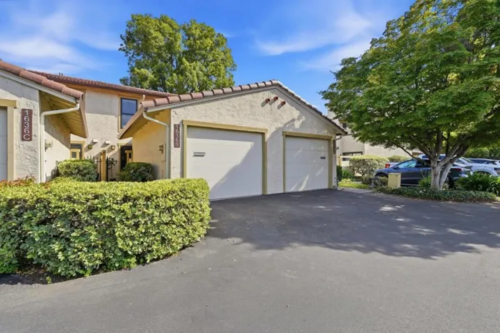 1636 Branham Lane B, San Jose, California 95118