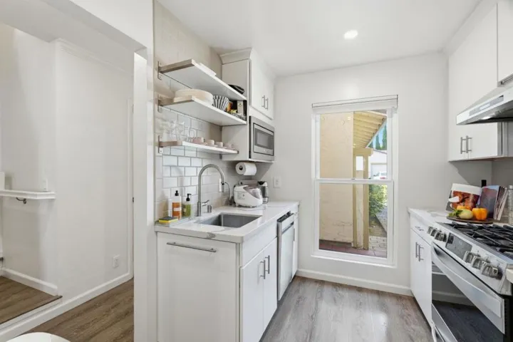 1636 Branham Lane B, San Jose, California 95118