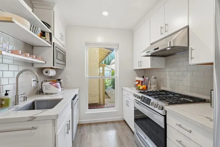 1636 Branham Lane B, San Jose, California 95118