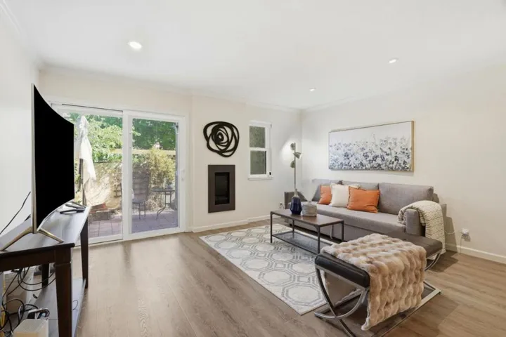 1636 Branham Lane B, San Jose, California 95118