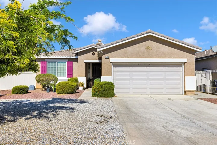 15824 Desert Pass, Adelanto, California 92301
