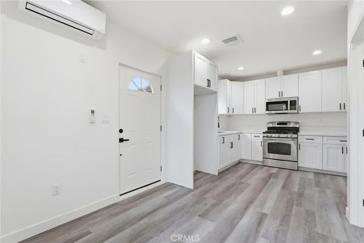 13880 Lexicon, Sylmar, California 91342