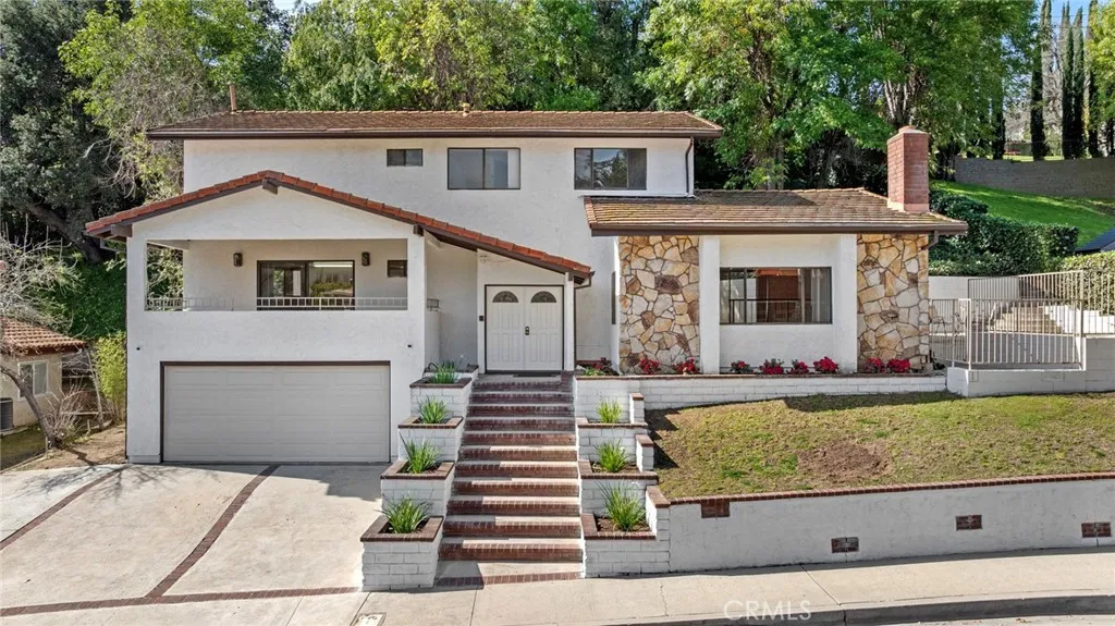 1321 Greenbriar Rd
