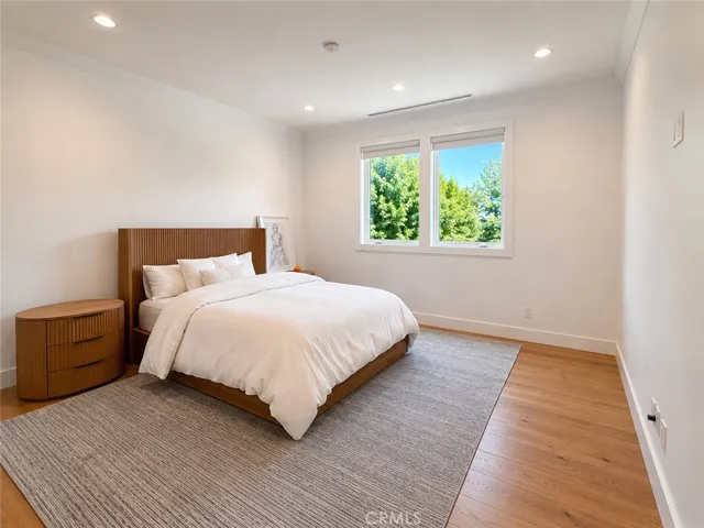 Upstairs Bedroom 2